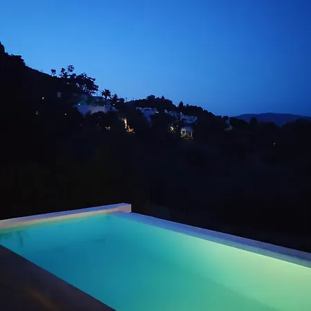 Amos Sea View Villa